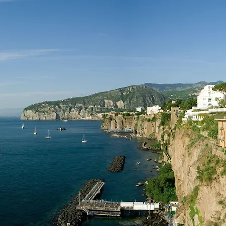 Grand Ambasciatori Hotel 5*