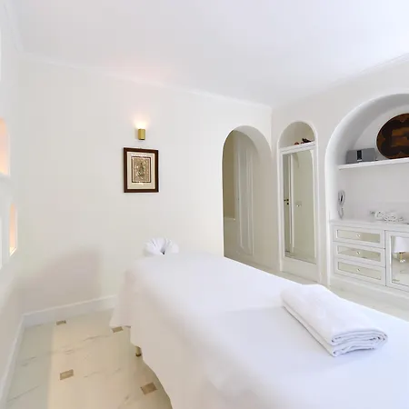 Grand Ambasciatori Hotel 5*