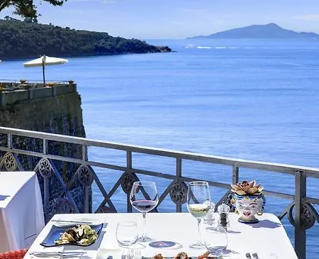 Grand Ambasciatori Hotel 5*