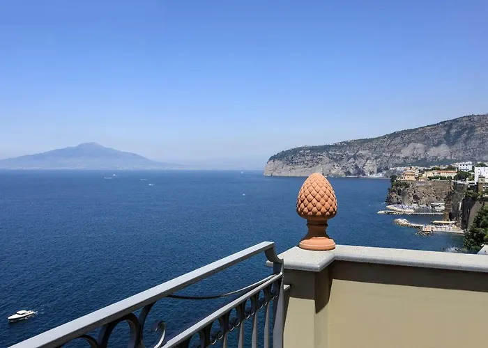 Grand Ambasciatori Otel 5*