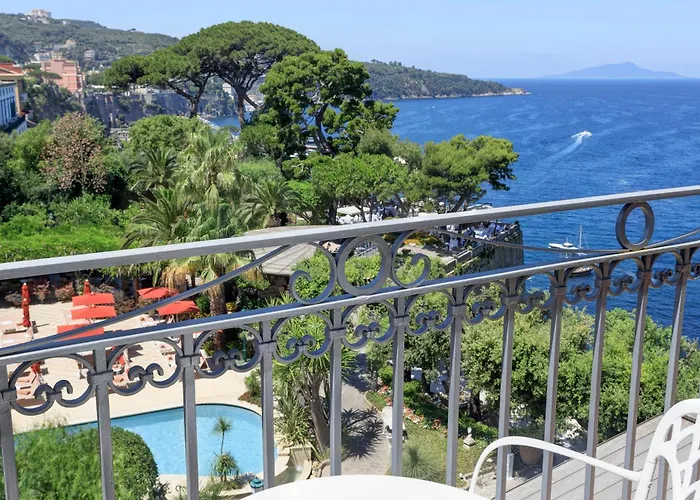 Grand Ambasciatori Hotel 5*