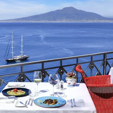 Grand Ambasciatori Hotel 5*