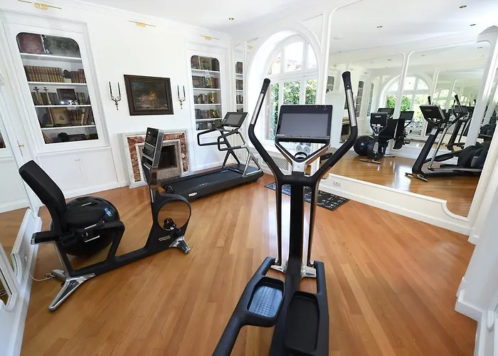 그랜드 암바시아토리 호텔 5*